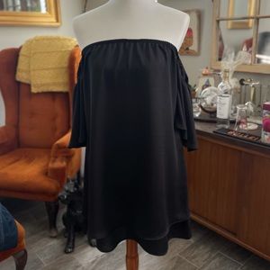 Like New TYCHE “off the shoulders” mini dress